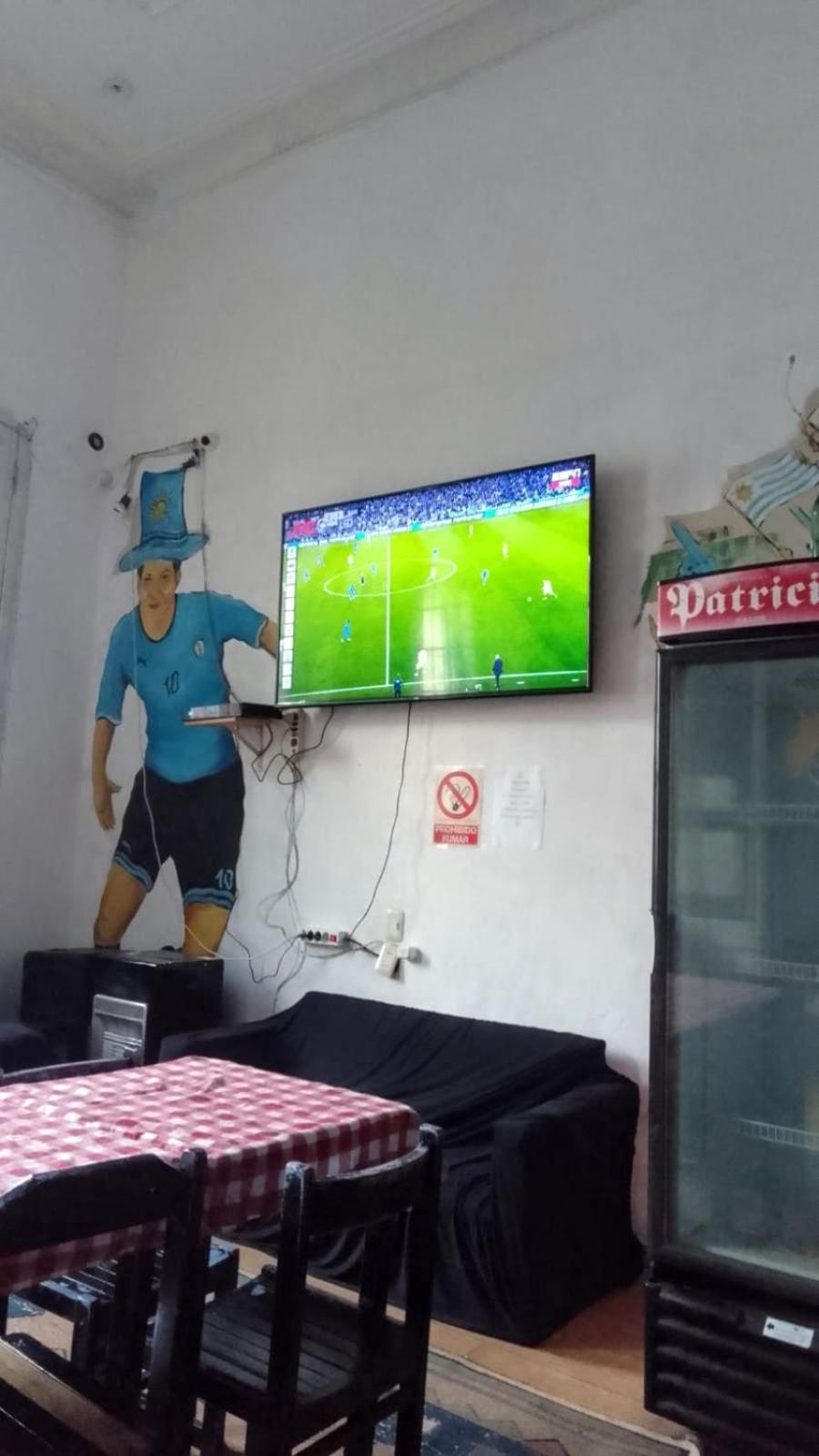 Montevideo Port Hostel Экстерьер фото