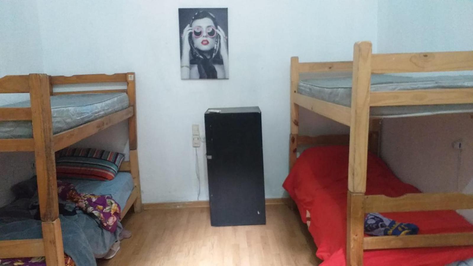 Montevideo Port Hostel Номер фото